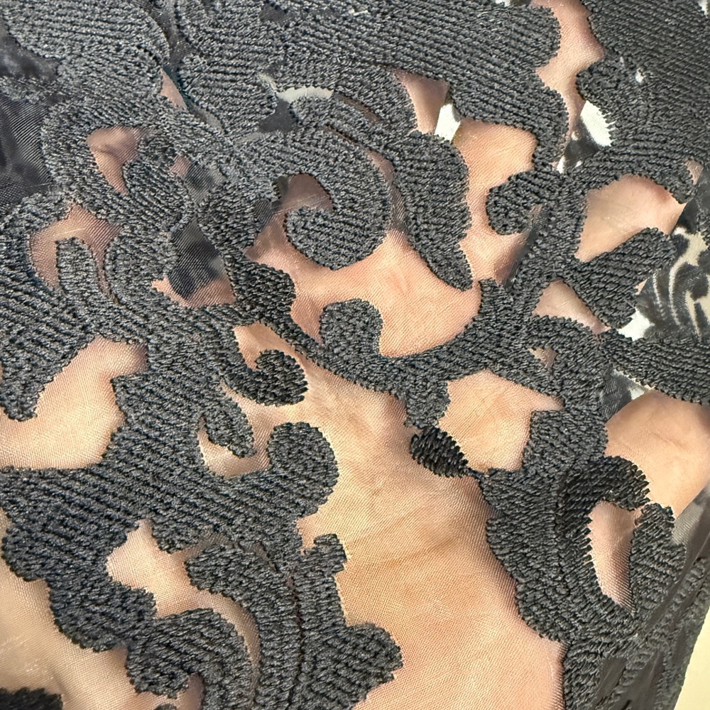 Banana Republic Black Lace Tank Top Sleeveless Floral Sheer Shell Small S - Picture 5 of 9